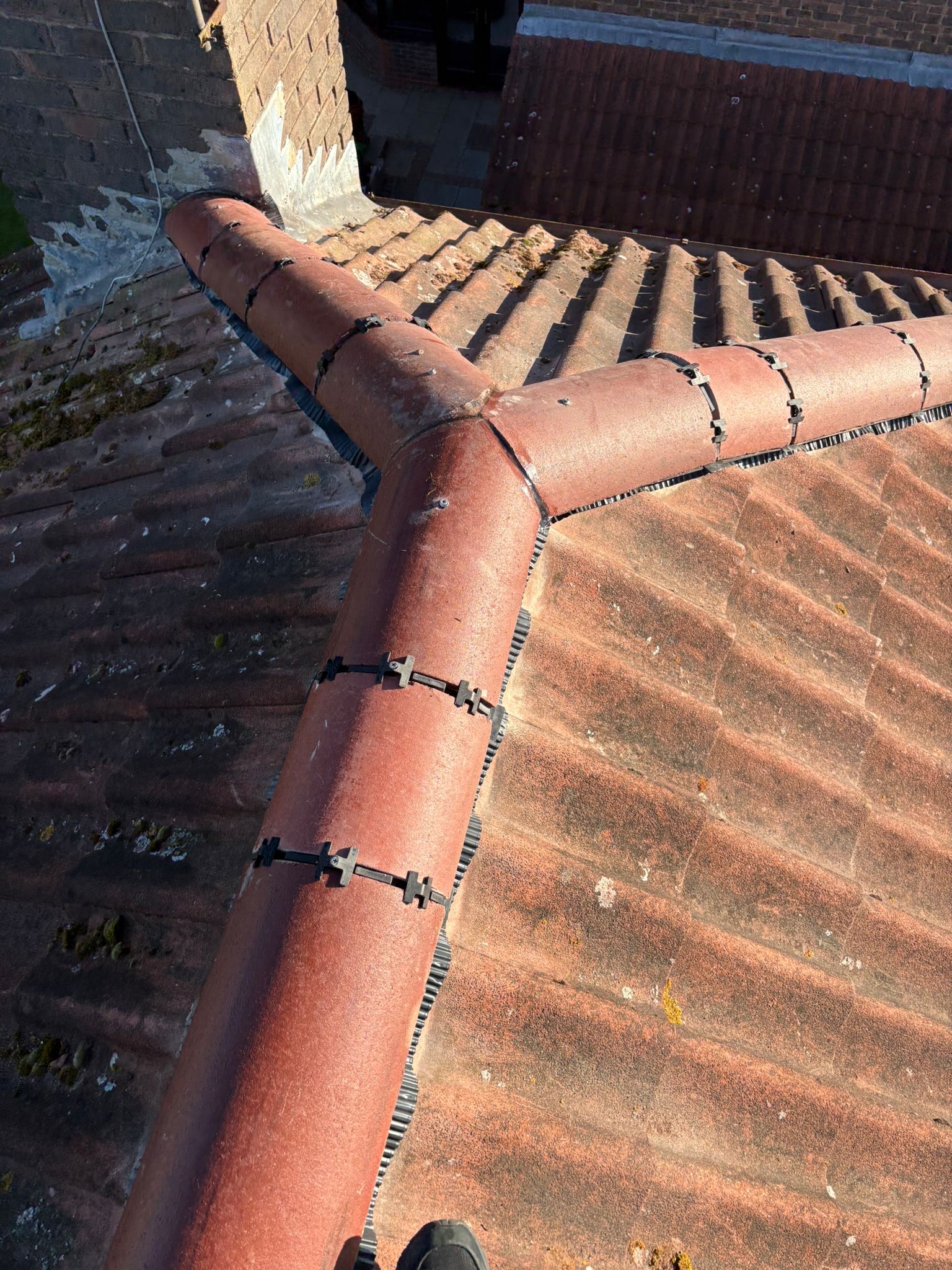 Ridge tiles work